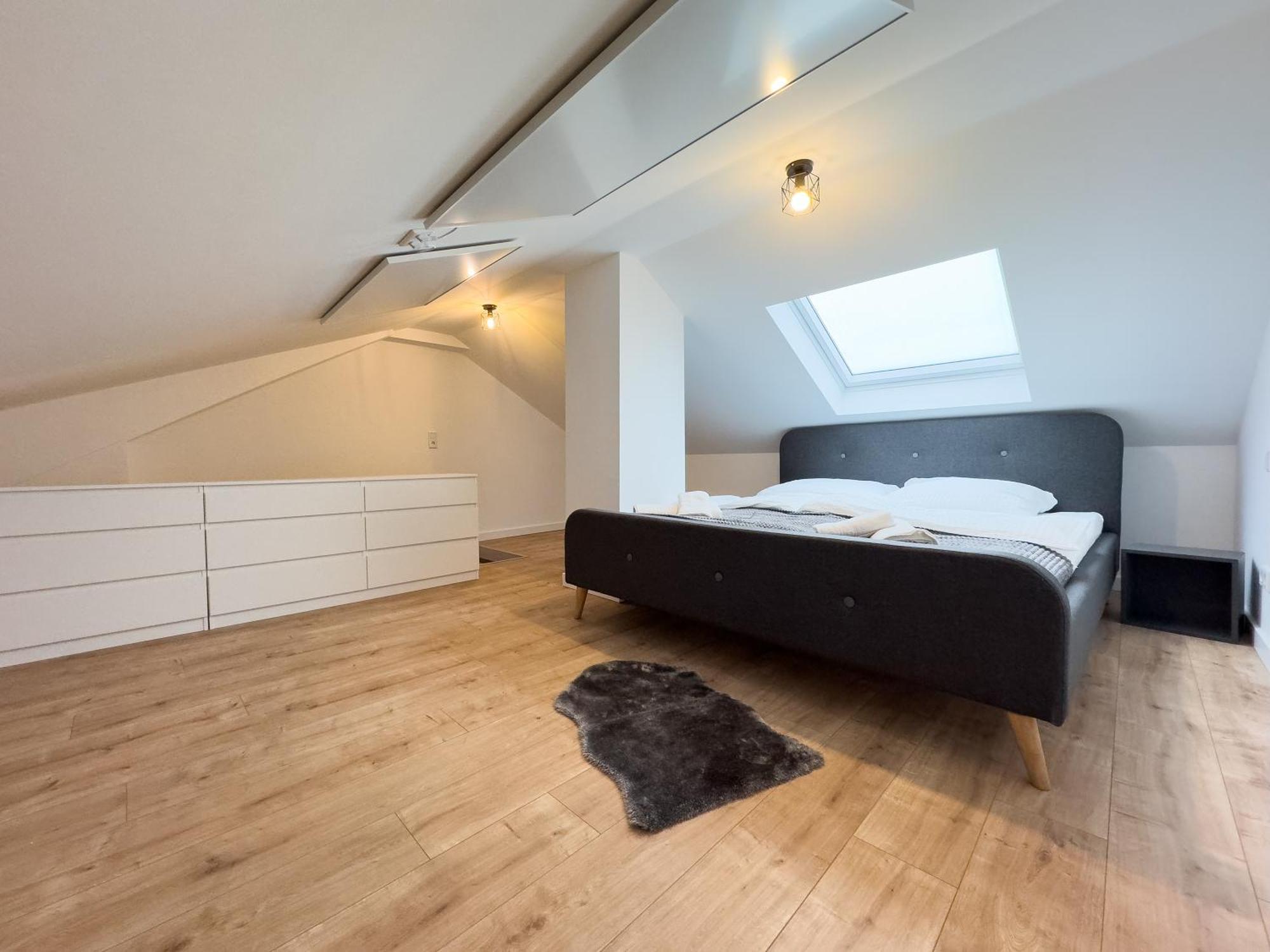 Klassen Apartments! Stadtnahes Ferienhaus* Mit Terrasse In Aulendorf * Fuer 6-8 Personen Buitenkant foto