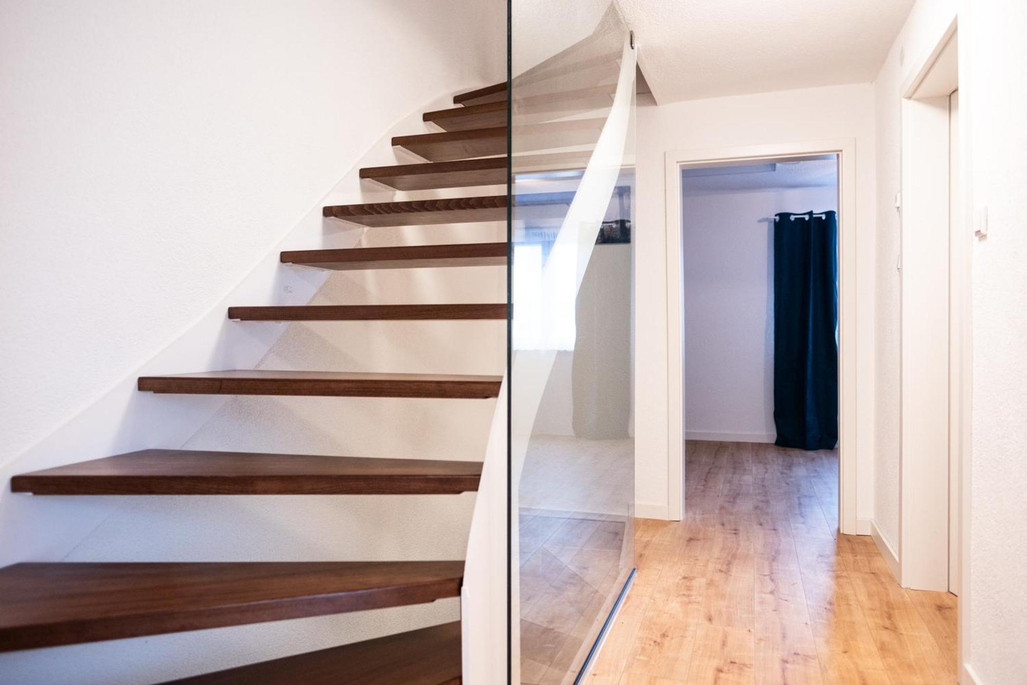 Klassen Apartments! Stadtnahes Ferienhaus* Mit Terrasse In Aulendorf * Fuer 6-8 Personen Buitenkant foto