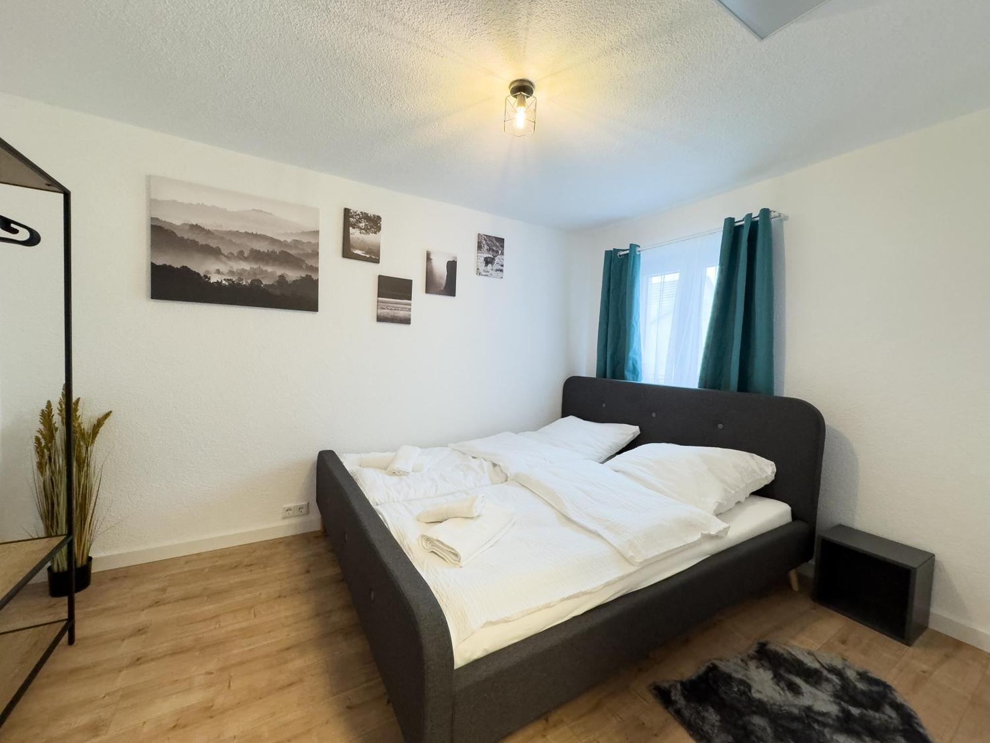 Klassen Apartments! Stadtnahes Ferienhaus* Mit Terrasse In Aulendorf * Fuer 6-8 Personen Buitenkant foto